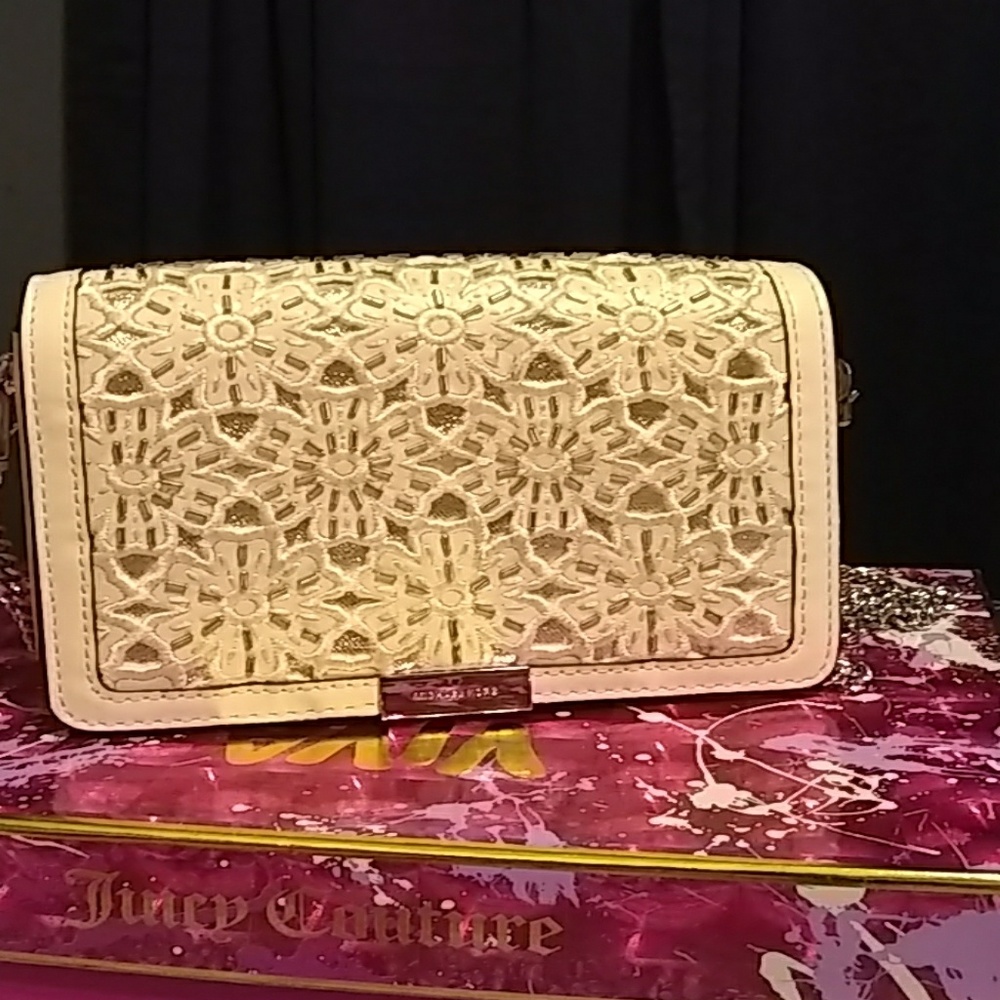 Purse - Picture 2 of 2